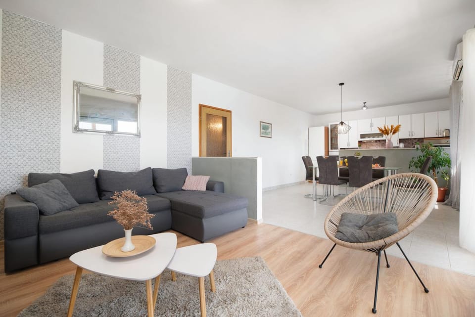 Holiday home Paligan Villa in Šibenik-Knin County, Croatia