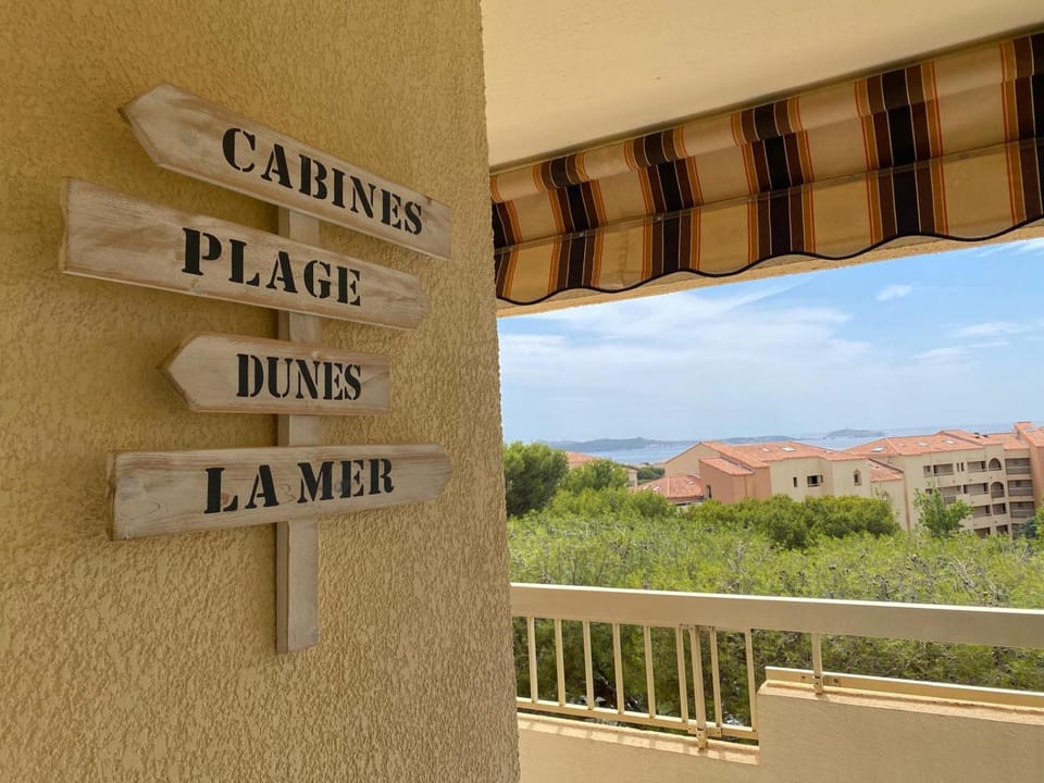 Coudoulière vue mer Apartment in Six-Fours-les-Plages
