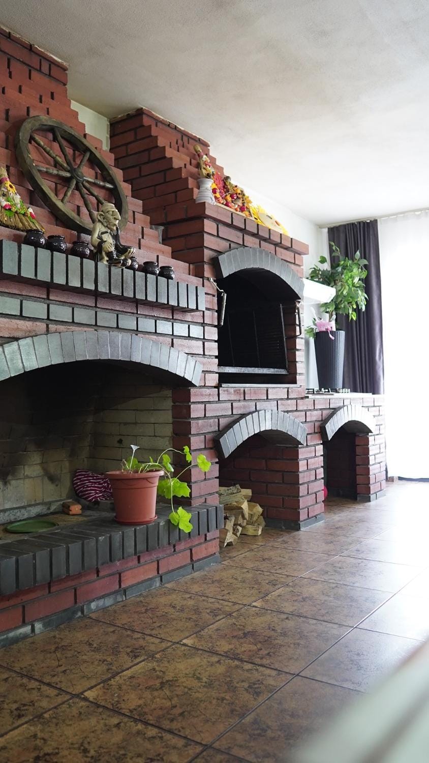 CASA RARES & KARINA Bed and Breakfast in Romania