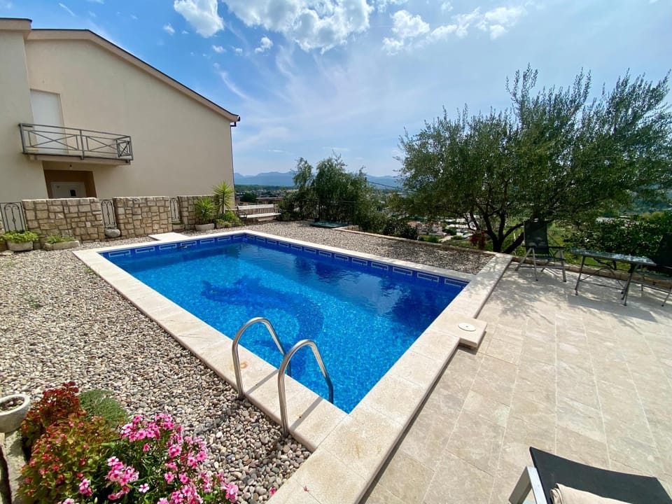Villa Visualizza Apartment in Dubrovnik-Neretva County