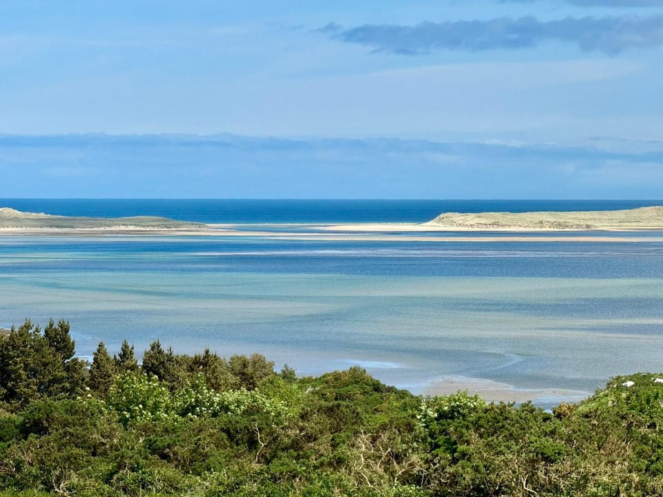 The Birdhouse with Hot Tub House in County Donegal