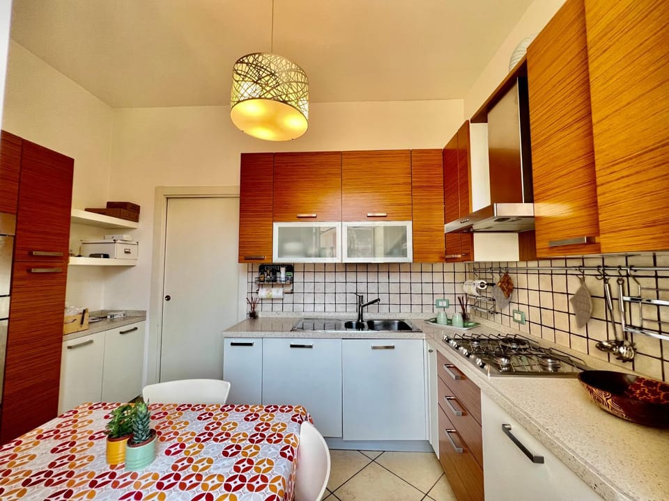 Divina Luxury Apartment in the Center of Como, Near Lake Como Apartment in Como