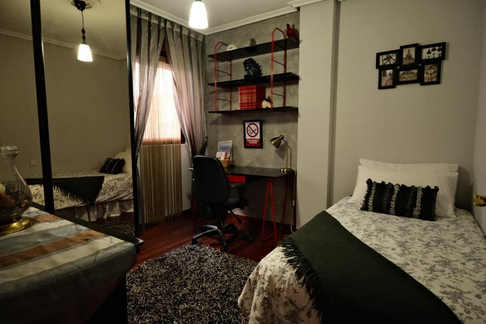 Bedroom, wardrobe