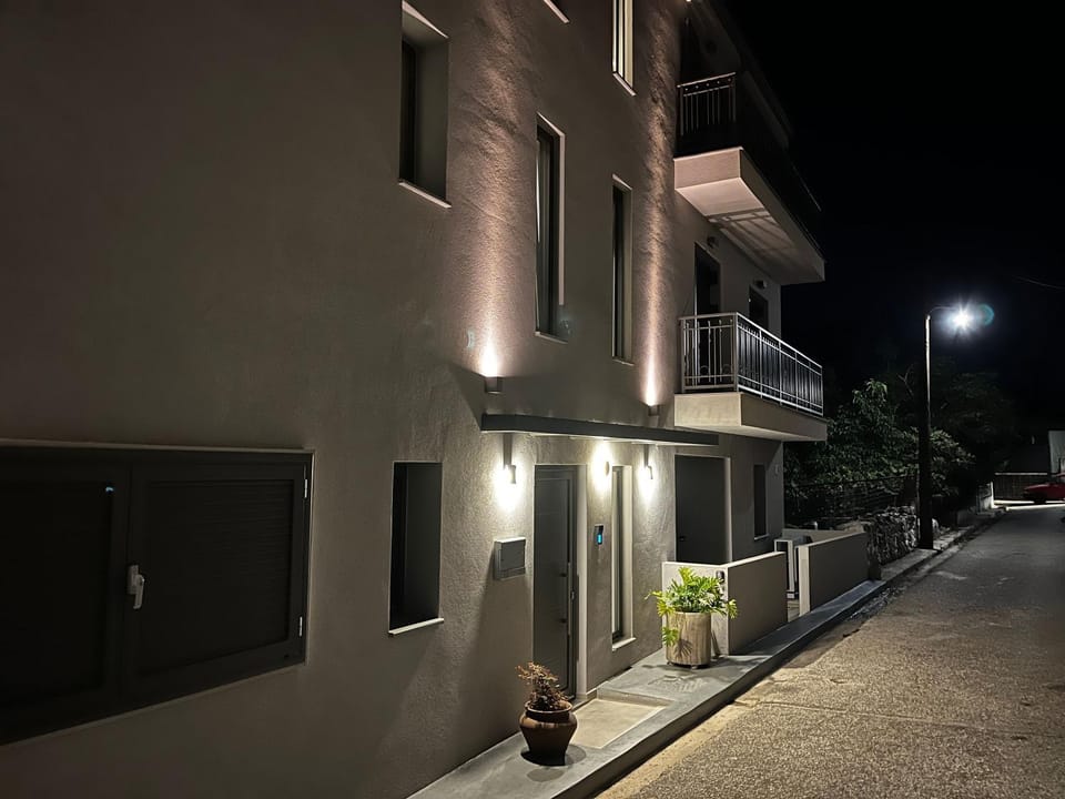 Property building, Neighbourhood, Street view