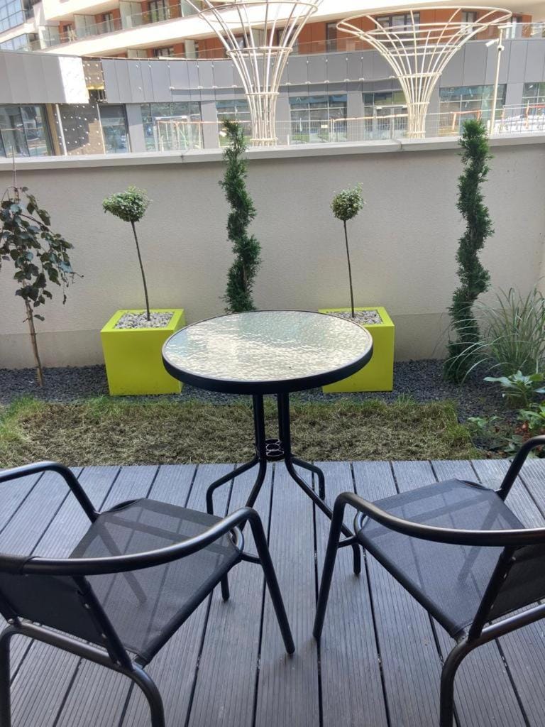 Wiślane Tarasy 2.0, free parking, private garden Apartment in Krakow