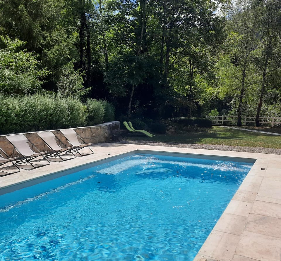 Le Moulin du Paroy Bed and Breakfast in Provence-Alpes-Côte d'Azur