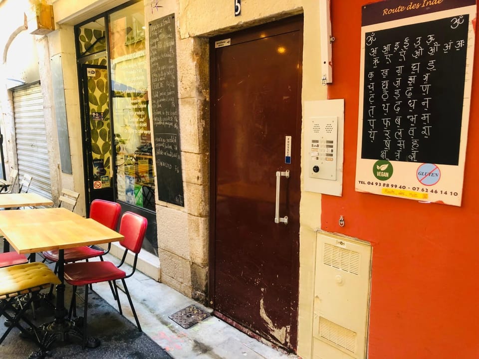 "Au Cœur du Vieux Nice Place Rossetti et de sa fabuleuse Promenade des Anglais" Apartment in Nice