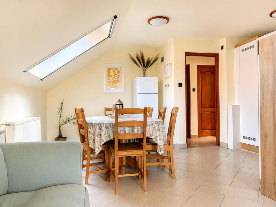 Árpád Apartman - 3 Bedroom Family Apartment with Parking Apartment in Hungary