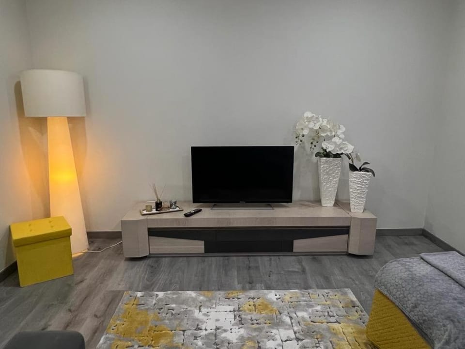 Casa das Flores ll Apartment in Viana do Castelo District, Portugal