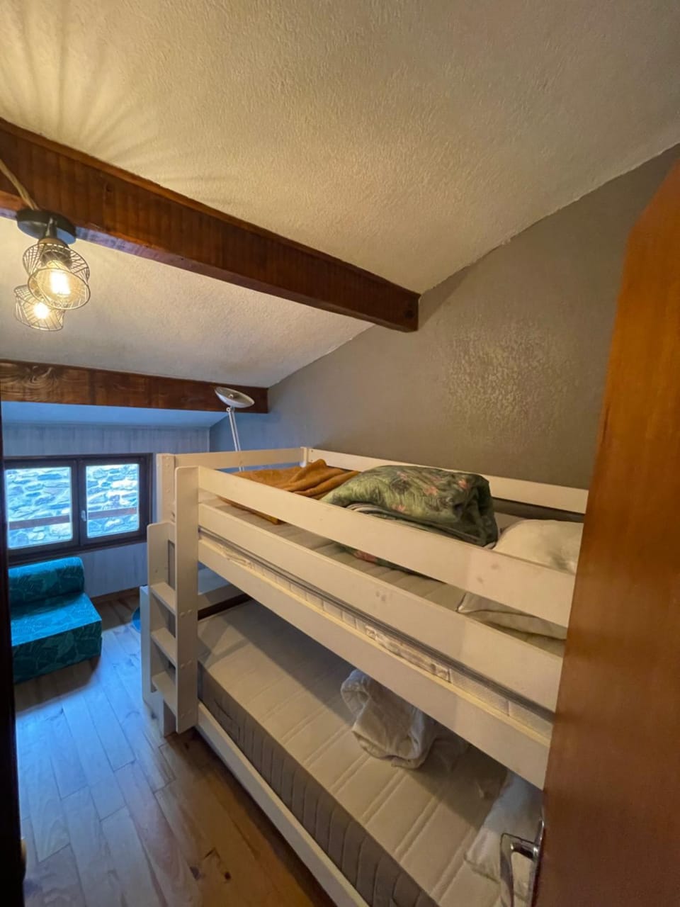 bunk bed