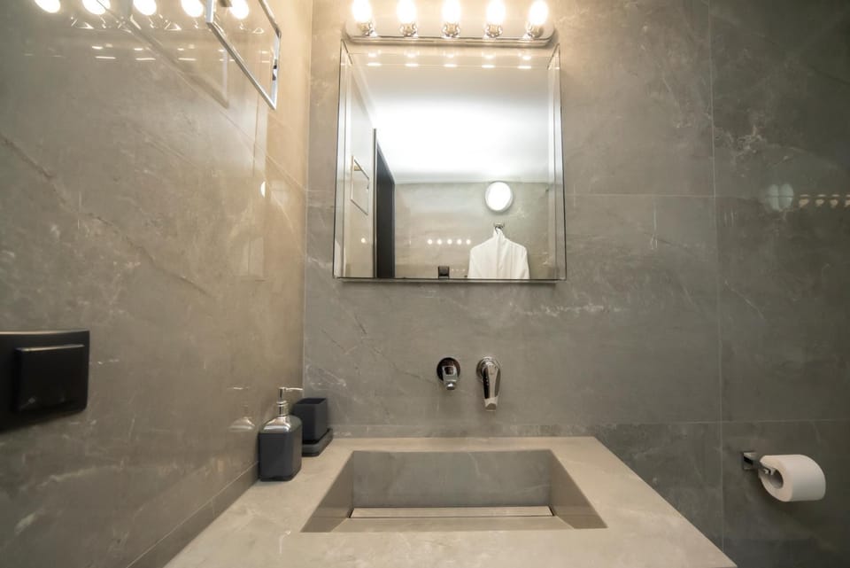 Luxury Premium Suite #1 Apartment in Euboea