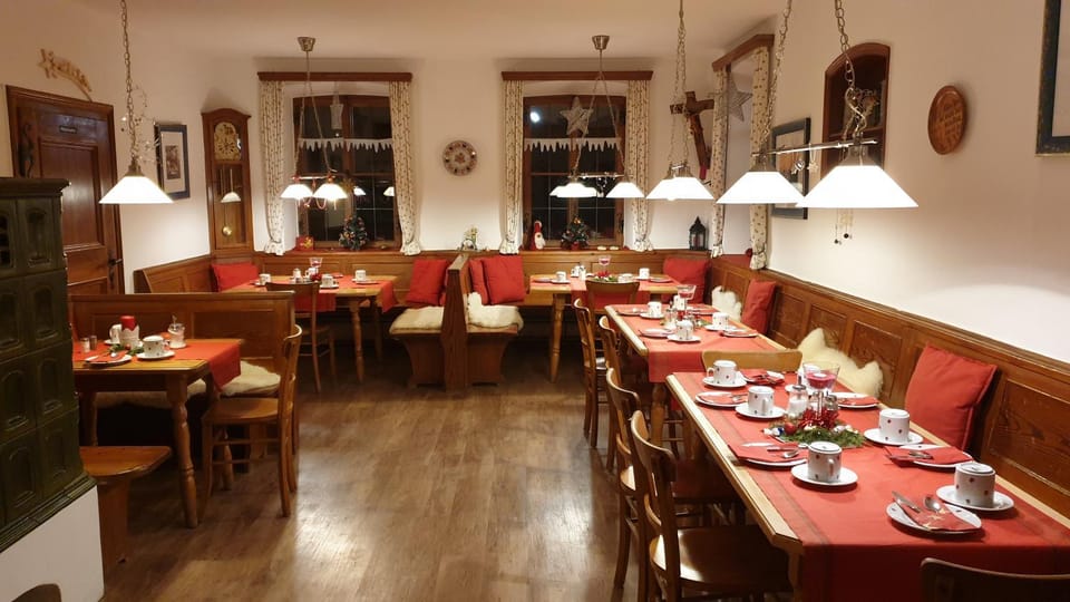 Restaurant/places to eat, Breakfast