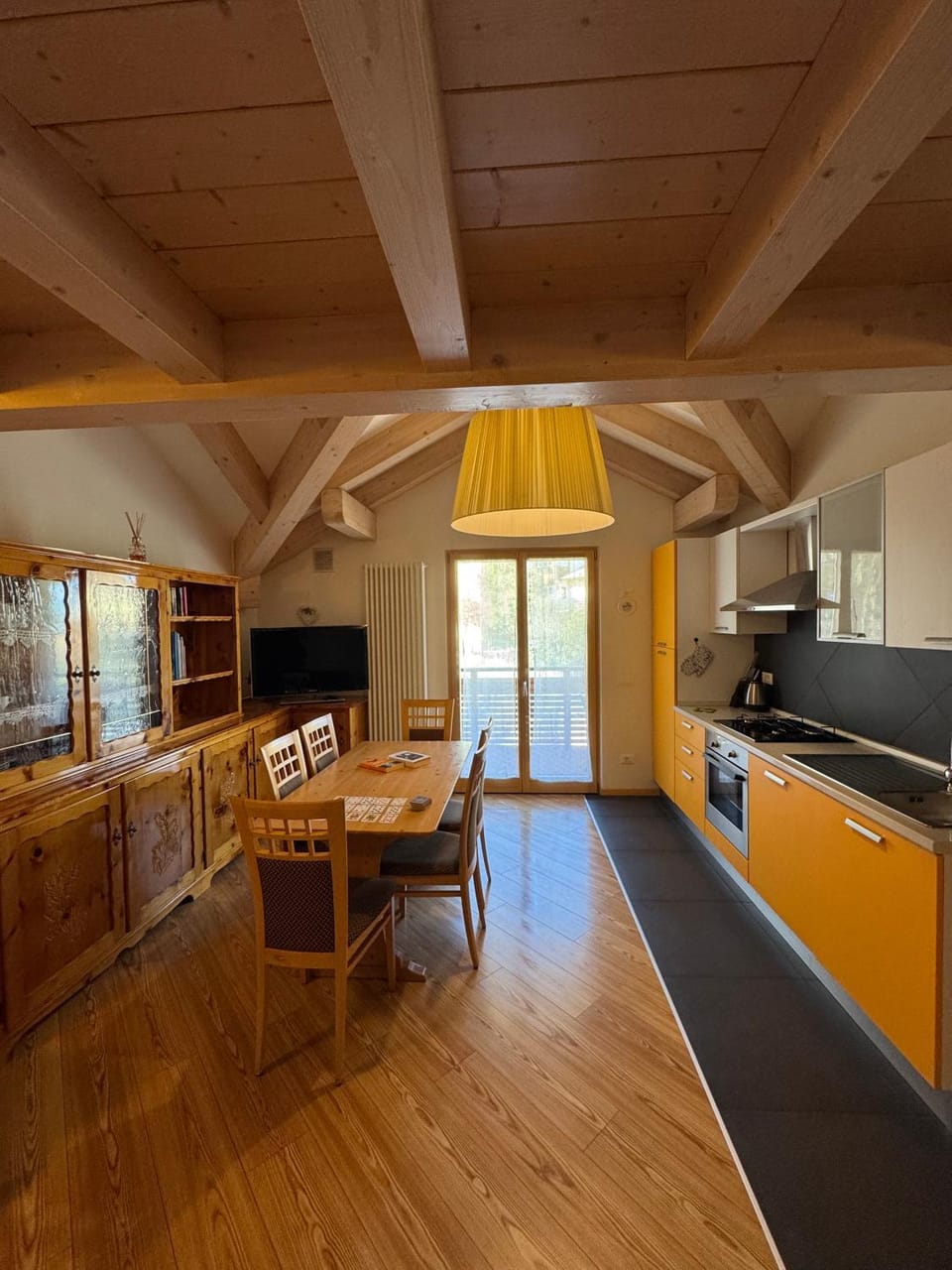 Balcony/Terrace, Kitchen or kitchenette, Living room, Dining area