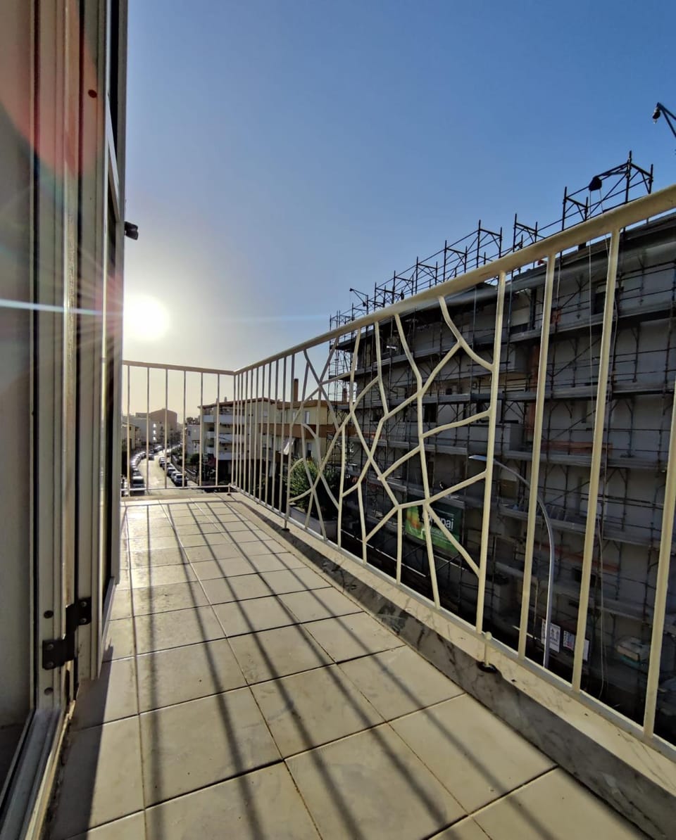 Property building, Balcony/Terrace