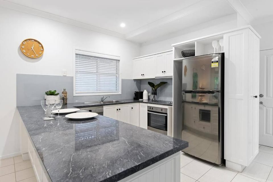 Kitchen or kitchenette, dishwasher, pet friendly, stove, toaster