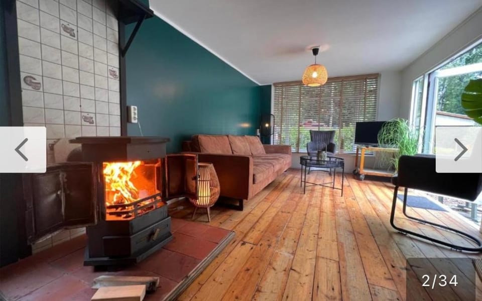 TV and multimedia, Living room, flat iron