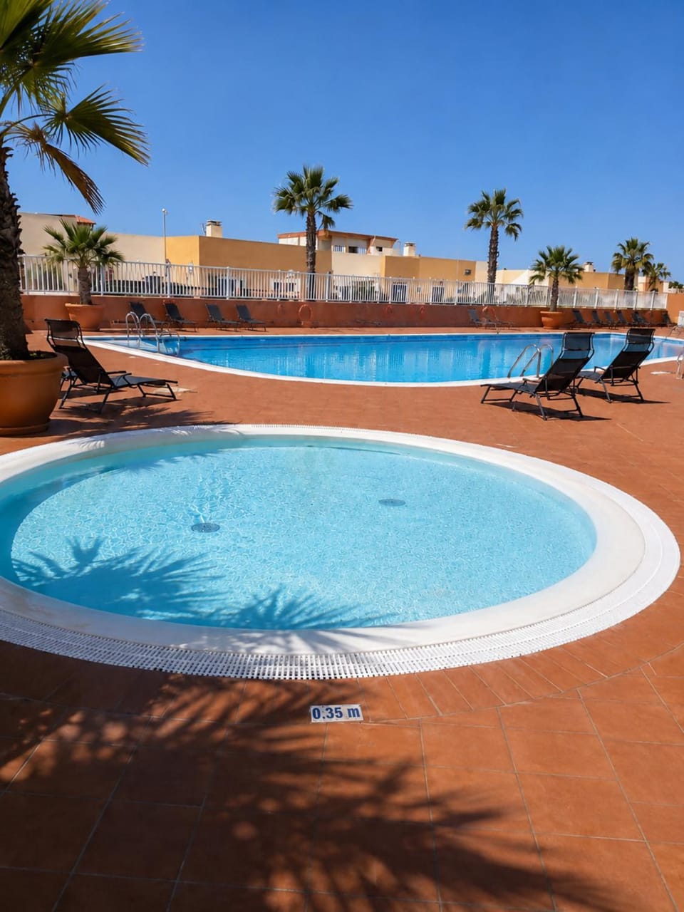 Bird's eye view, Pool view
