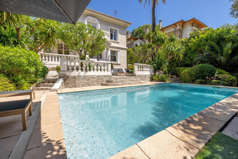Cannes Luxury Rental - Belle epoque villa to rent close to Cannes center House in Cannes