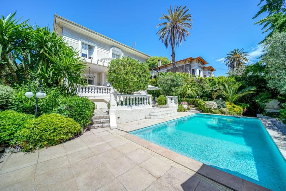 Cannes Luxury Rental - Belle epoque villa to rent close to Cannes center House in Cannes