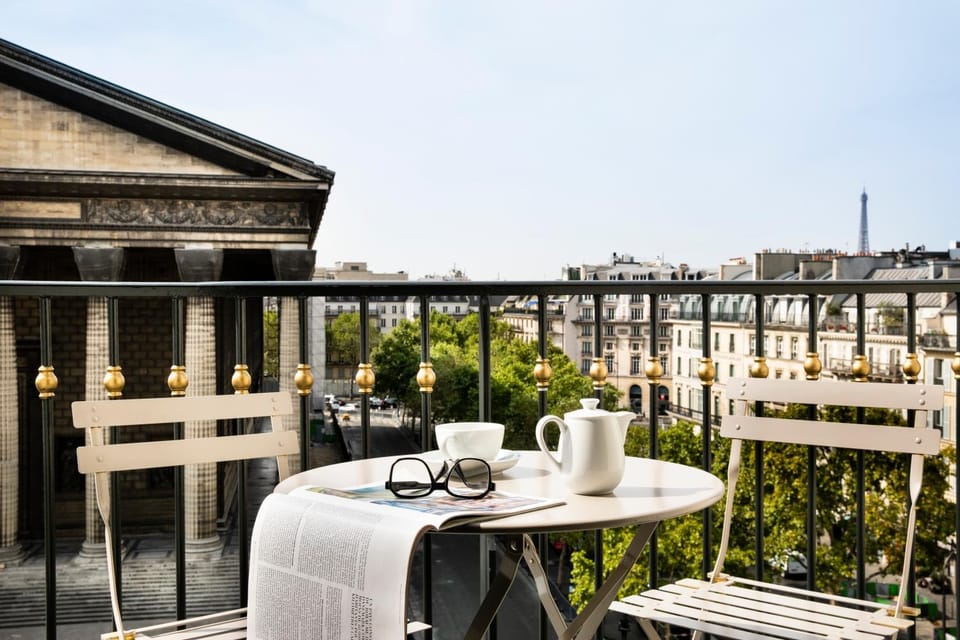 Balcony/Terrace, Bedroom, City view, Landmark view