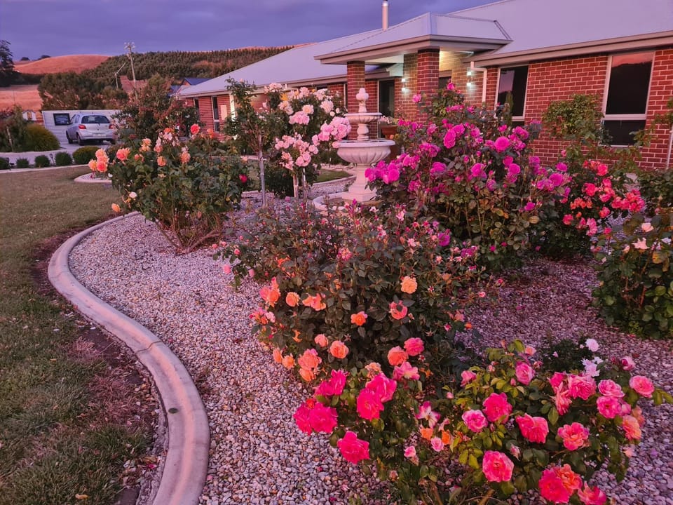 Kadi House - Unit 2 Apartment in Wynyard