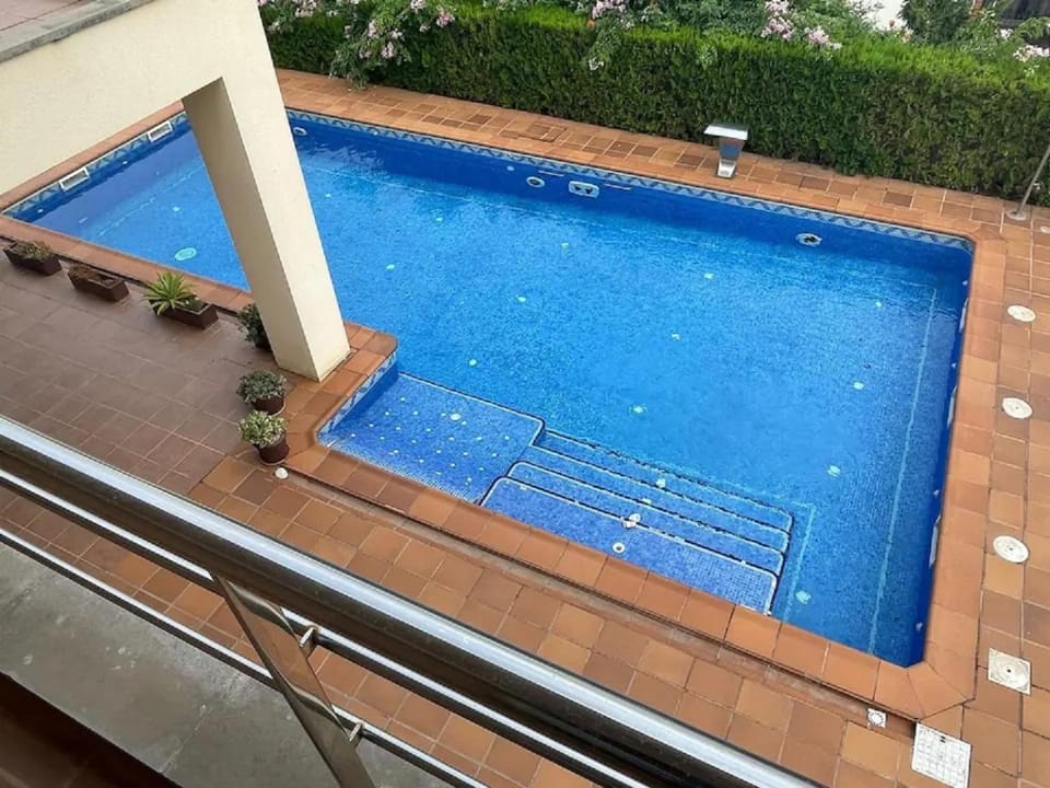 Pool view, Swimming pool