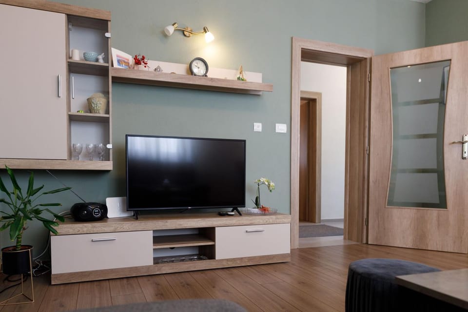 Blue home House in Makarska