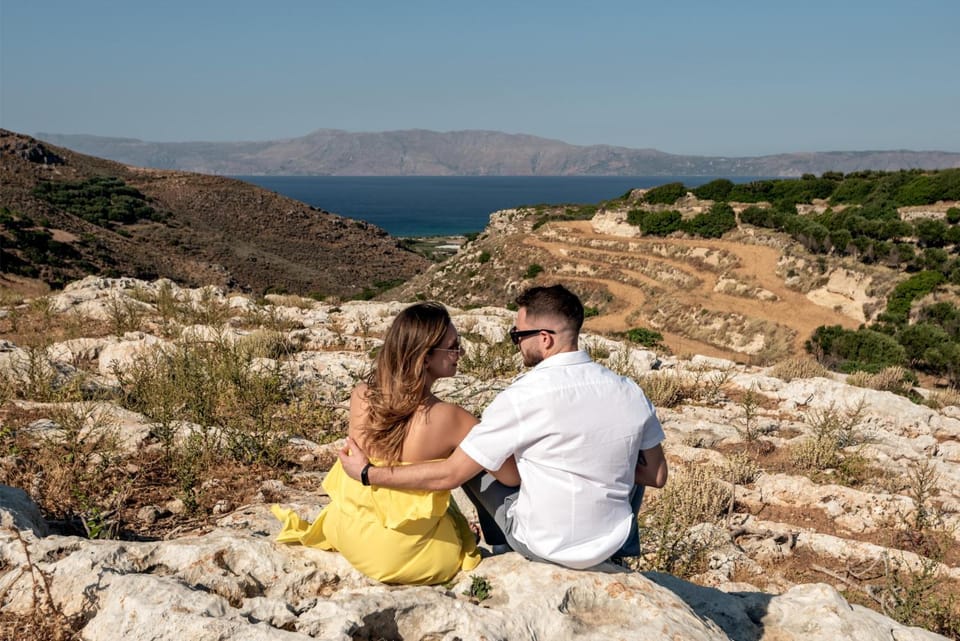 Nearby landmark, Day, People, Natural landscape, Guests, Mountain view, Sea view, group of guests