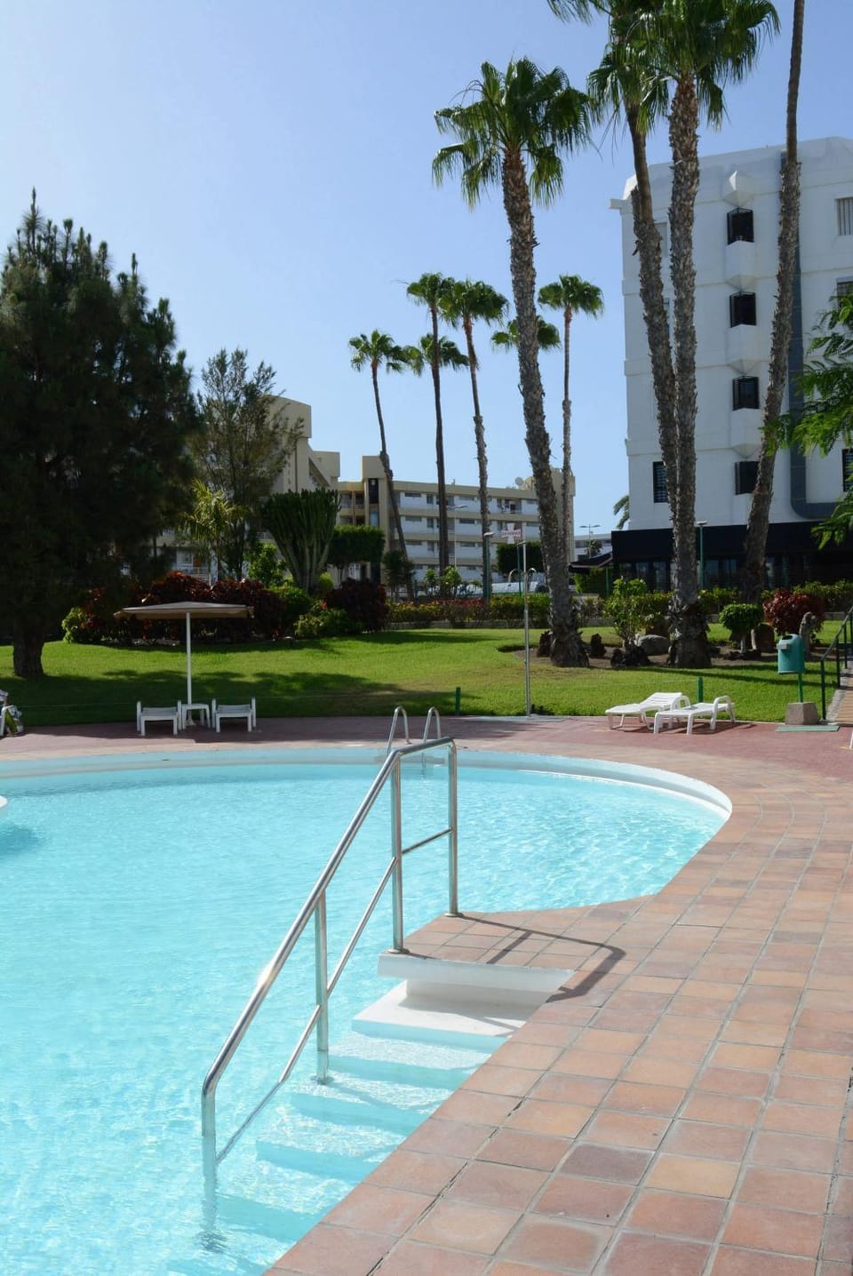 Swimming pool, Swimming pool