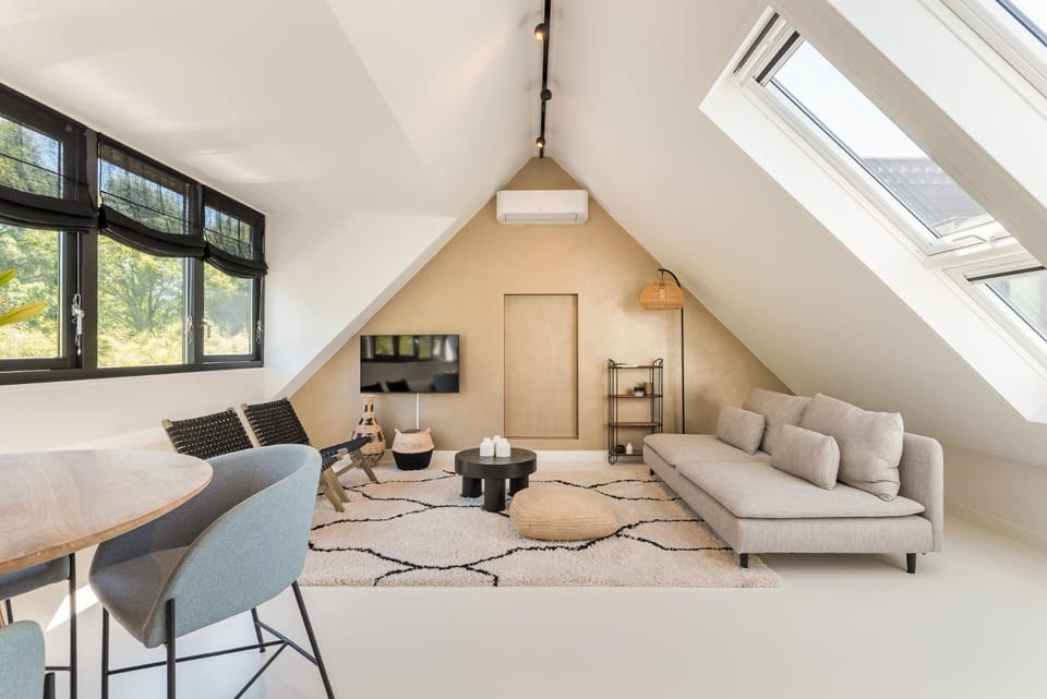 Living room, Seating area, Dining area