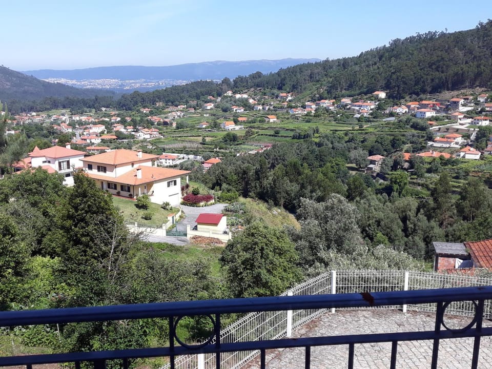 Balcony/Terrace, City view