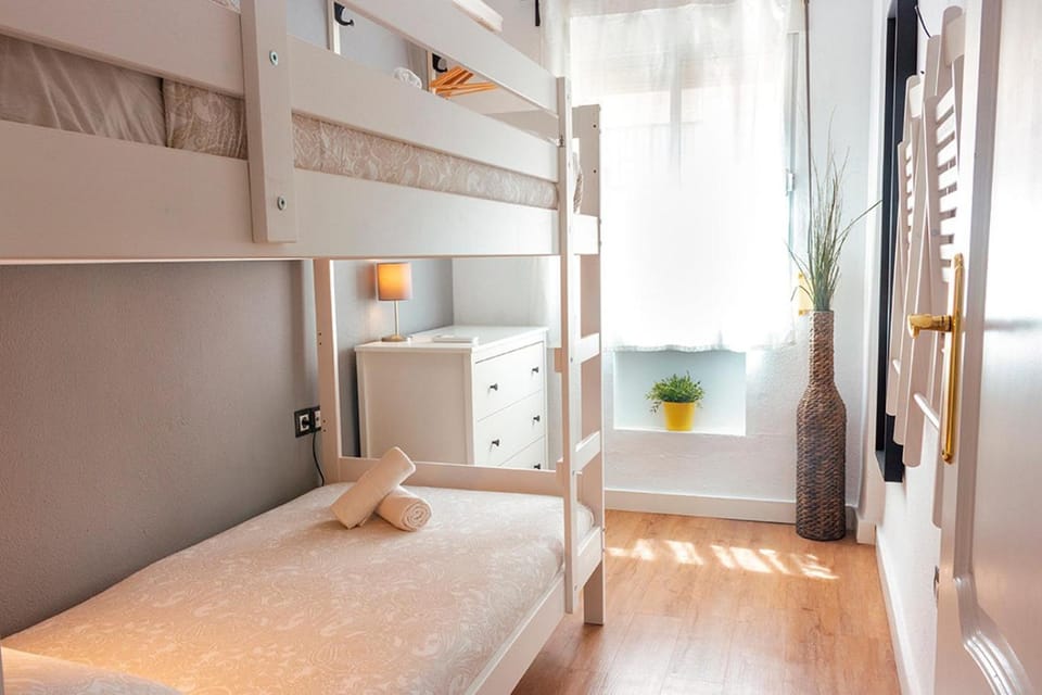 Bedroom, bunk bed, wardrobe