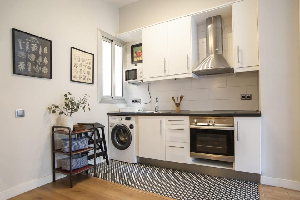 31ENT1027 - Mediterranean decorated apartment Apartment in Barcelona