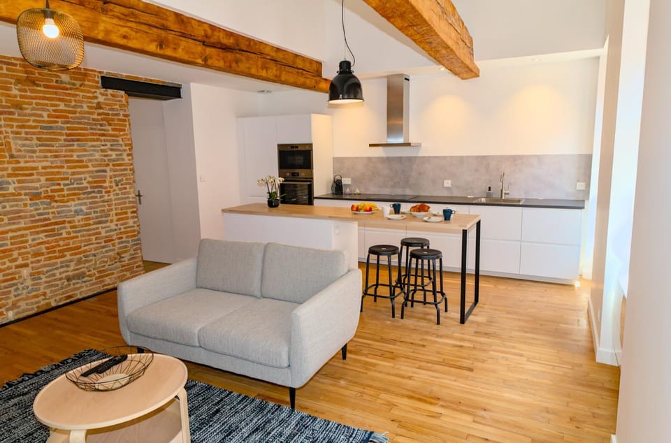 Kitchen or kitchenette, stove, kitchen