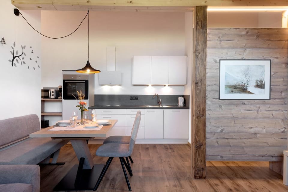 Property building, Kitchen or kitchenette, Living room