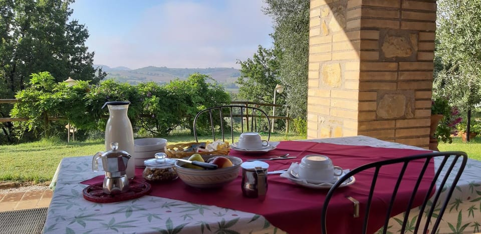 Food and drinks, Food, Breakfast, Continental breakfast, Buffet breakfast