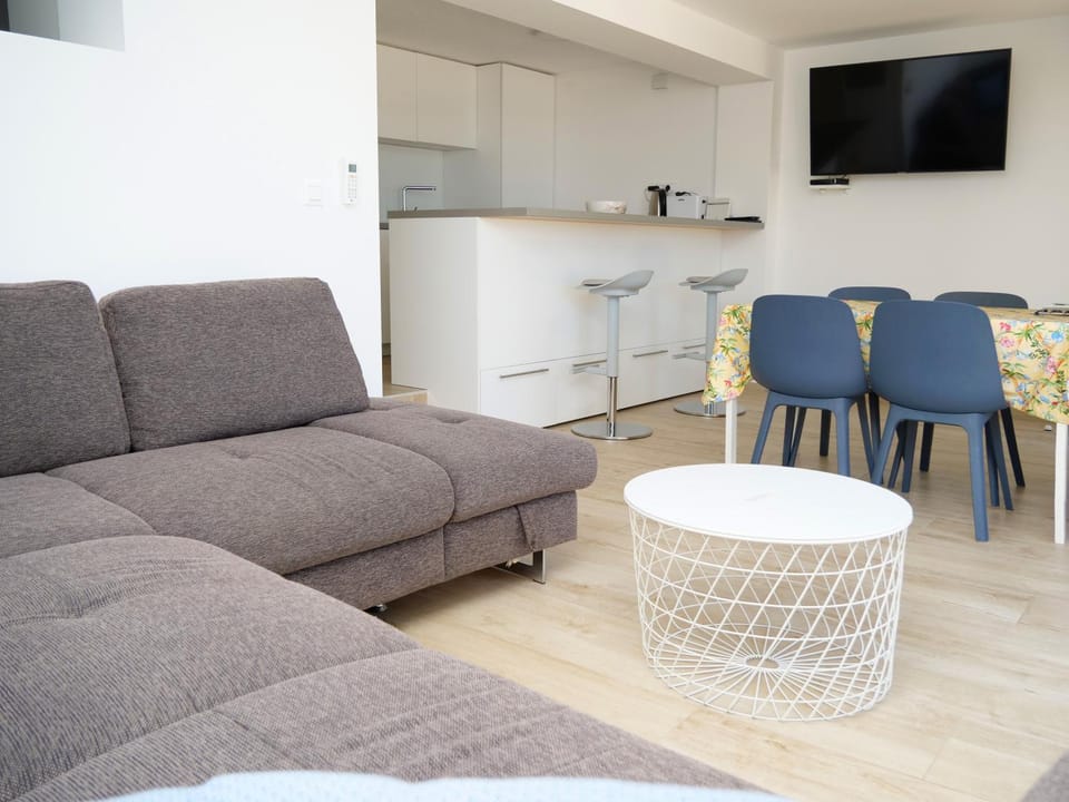 APARTMANI SMILJA Apartment in Šibenik-Knin County, Croatia