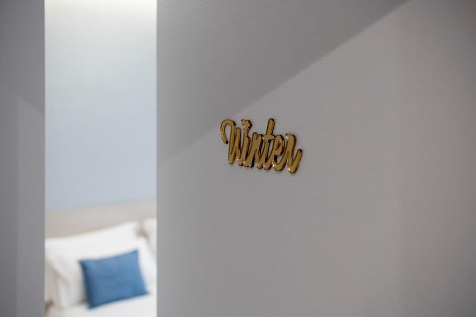 Logo/Certificate/Sign