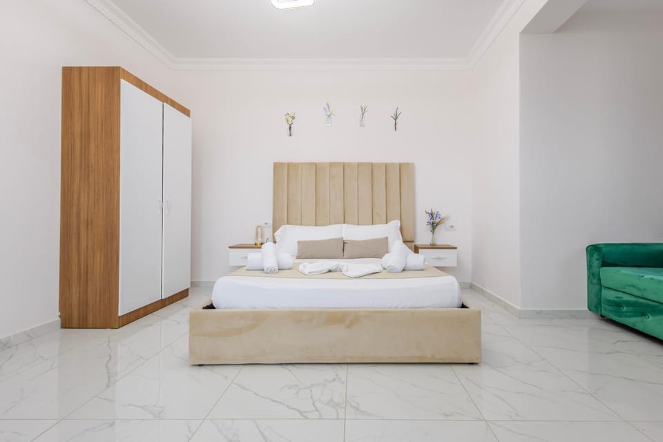 Bed, Photo of the whole room, Bedroom, towels, wardrobe