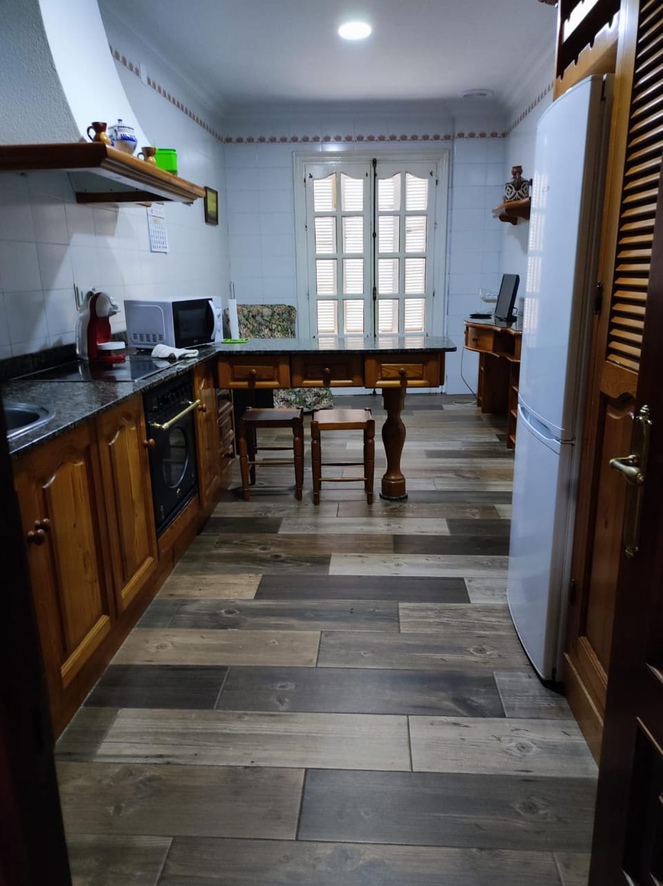 Kitchen or kitchenette