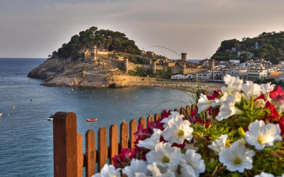 Pau Picasso – Estudio con Piscina y Terraza Apartment in Tossa de Mar