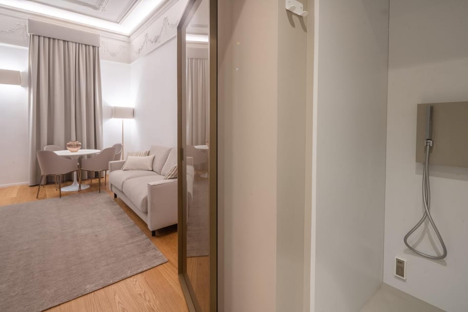 Bathroom, Living room