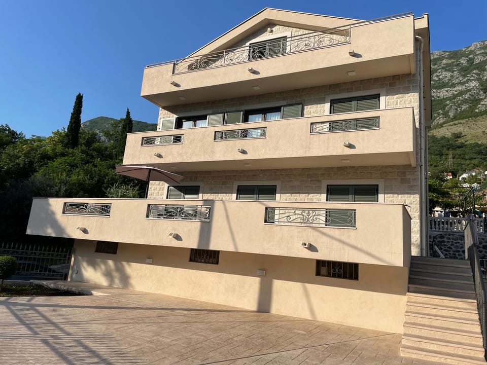Villa Pul Apartment in Kotor Municipality