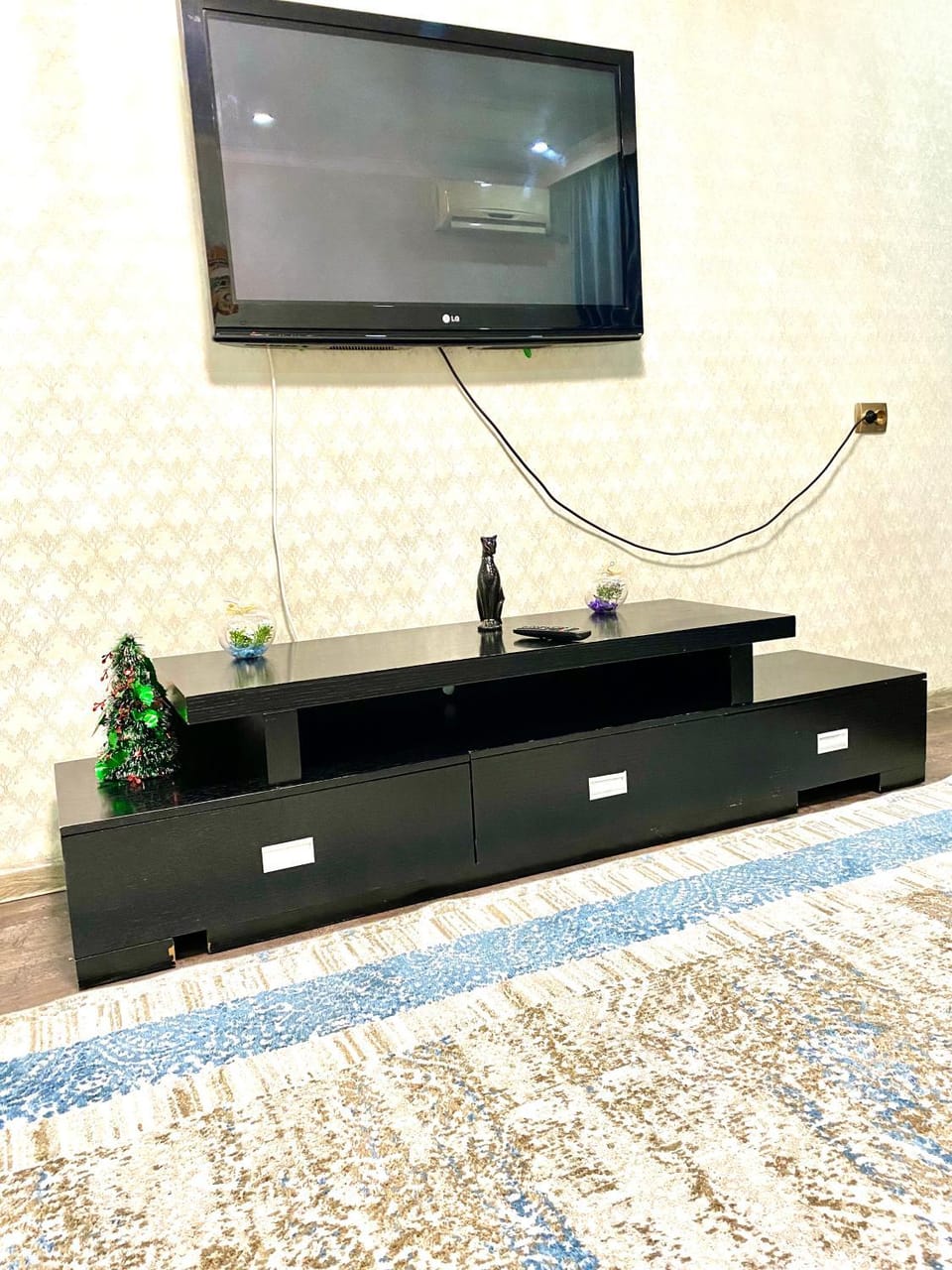 Прекрасная квартира на Арбате в Алматы Apartment in Almaty