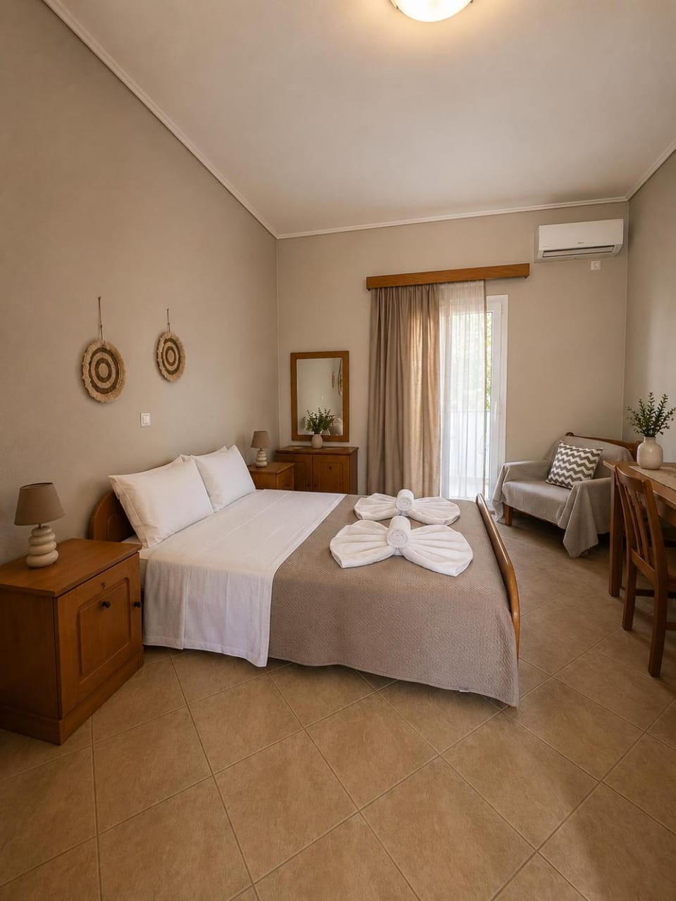 STUDIOS ATHENA Apartment hotel in Argolis, Greece