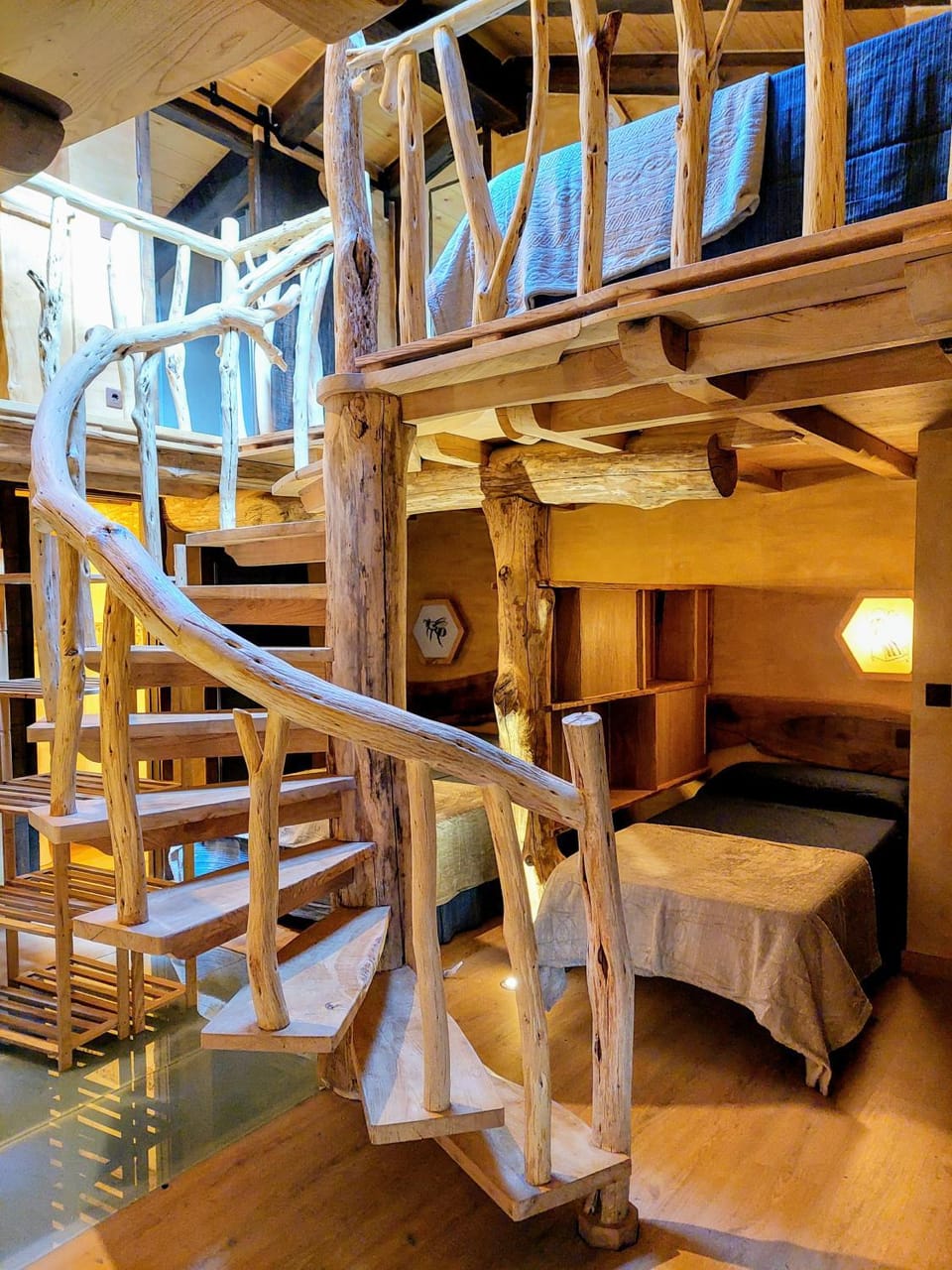 Bedroom, group of guests, bunk bed, Family