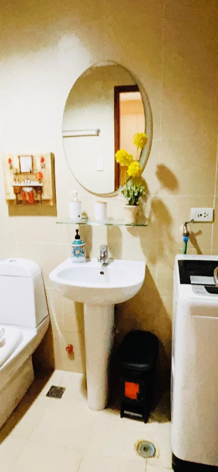 Mosaic Tower Apartment in Pasay