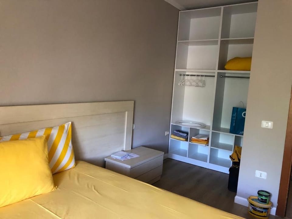 Bedroom, wardrobe