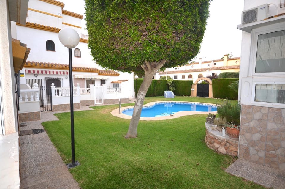 Garden, Swimming pool