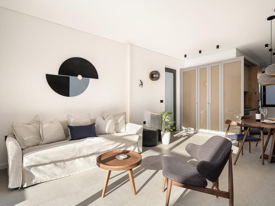 Living room, Seating area